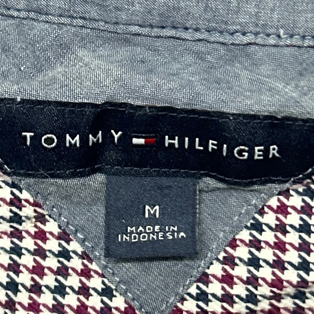 Tommy Hilfiger Button Down Womens Size M Burgundy Houndstooth Cotton Long Sleeve